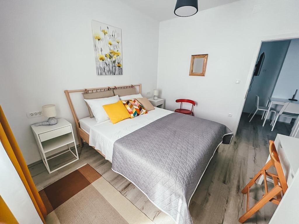 Apartments Happy Сукошан Экстерьер фото