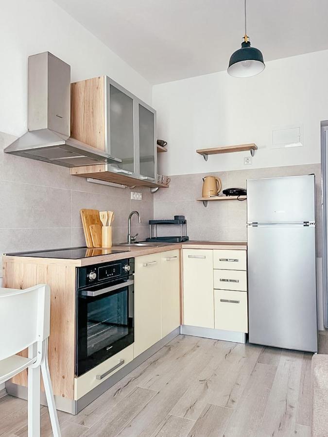 Apartments Happy Сукошан Экстерьер фото